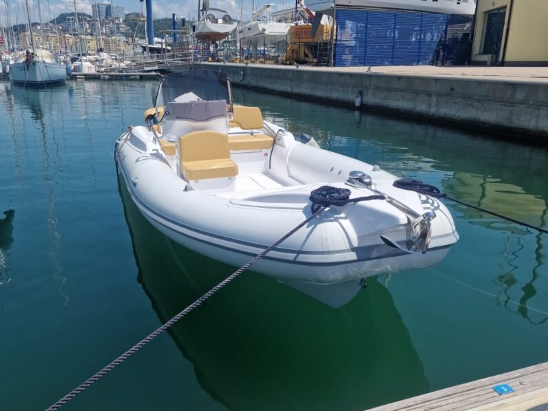 MV MARINE 800 COMFORT